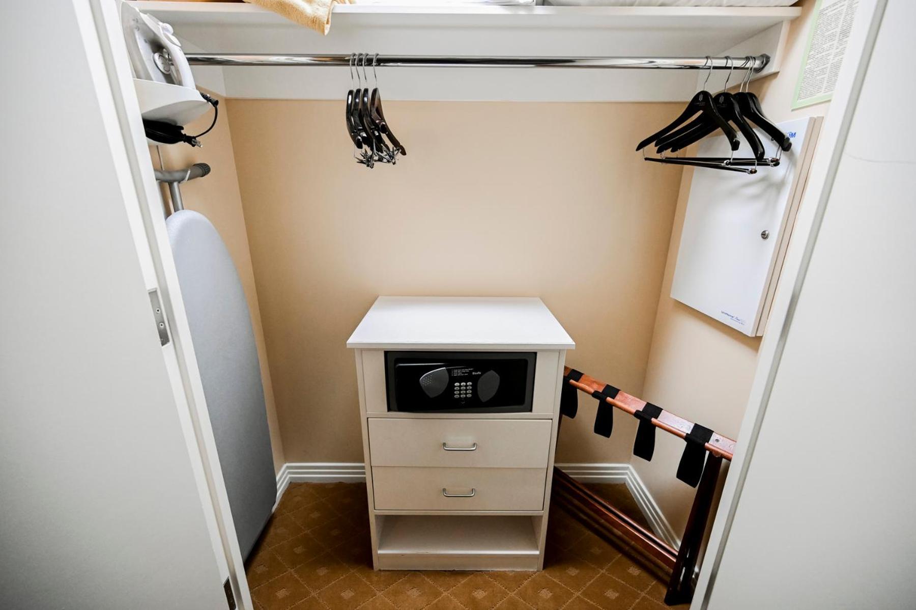Stripviewsuites At Signature Лас-Вегас Номер фото